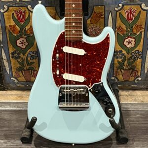 Fender 1965/2000 Mustang MG-65 Hybrid w/Rosewood - Daphne Blue